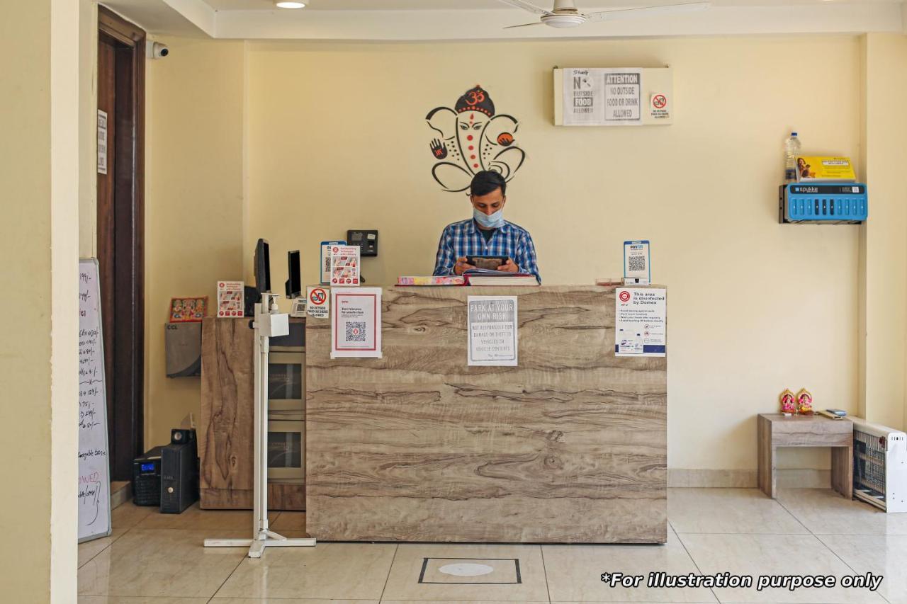 Oyo Flagship Hotel Kvc Holiday Inn Mysore Bagian luar foto